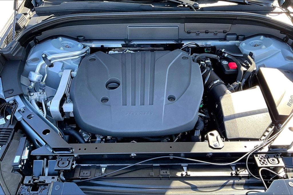 2026 Volvo XC60 B5 Core