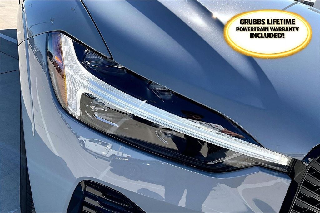 2026 Volvo XC60 B5 Core