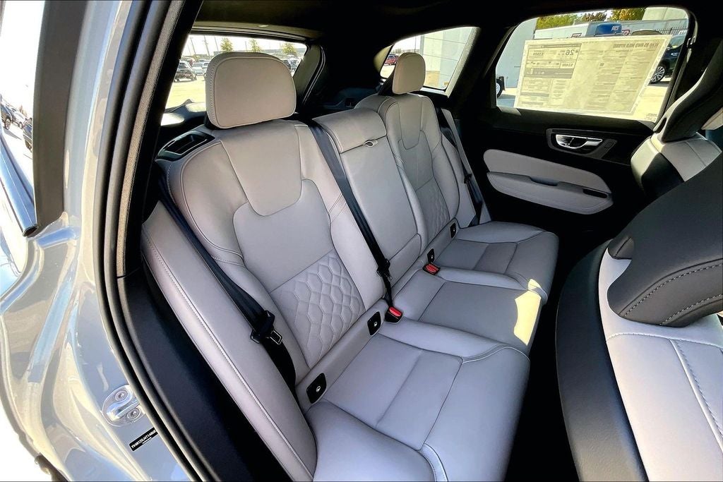 2026 Volvo XC60 B5 Core