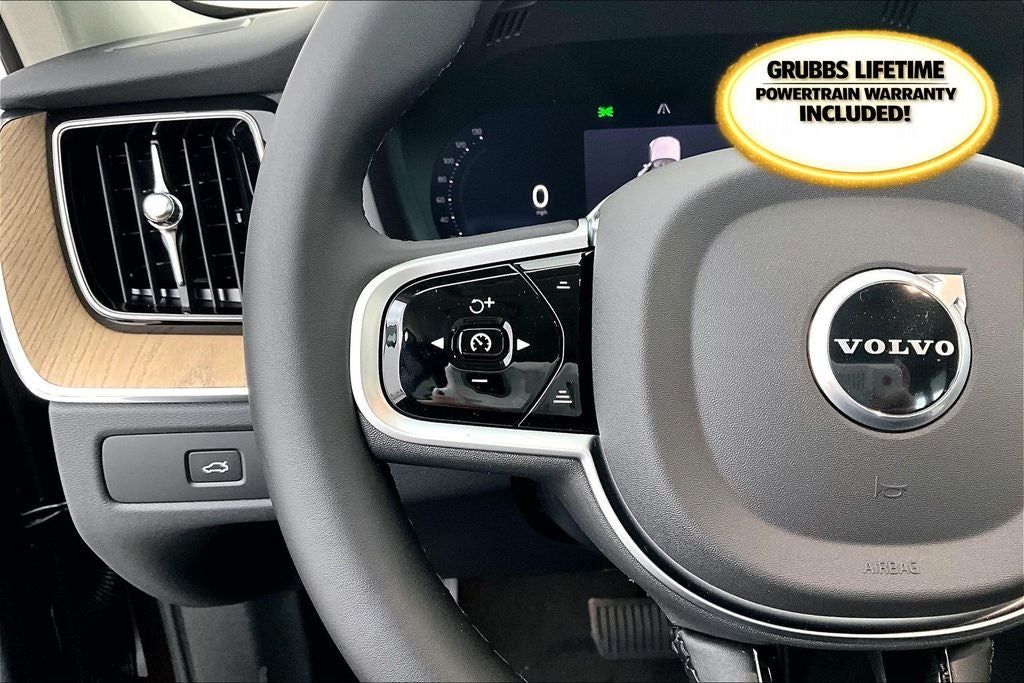 2026 Volvo XC60 B5 Core