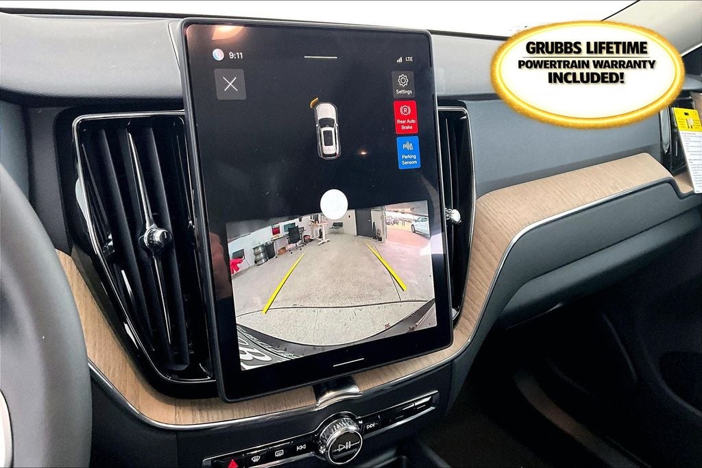 2026 Volvo XC60 B5 Core