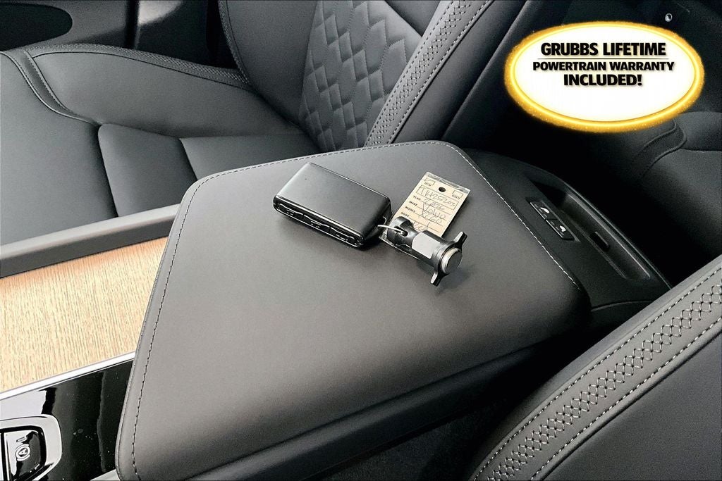 2026 Volvo XC60 B5 Core