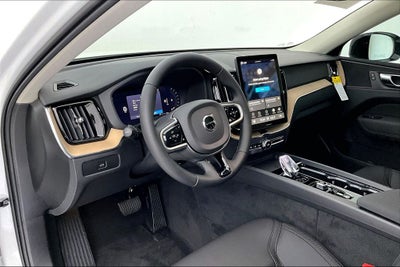 2026 Volvo XC60 B5 Core