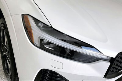 2026 Volvo XC60 B5 Core