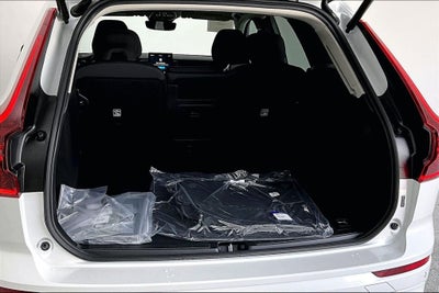 2026 Volvo XC60 B5 Core
