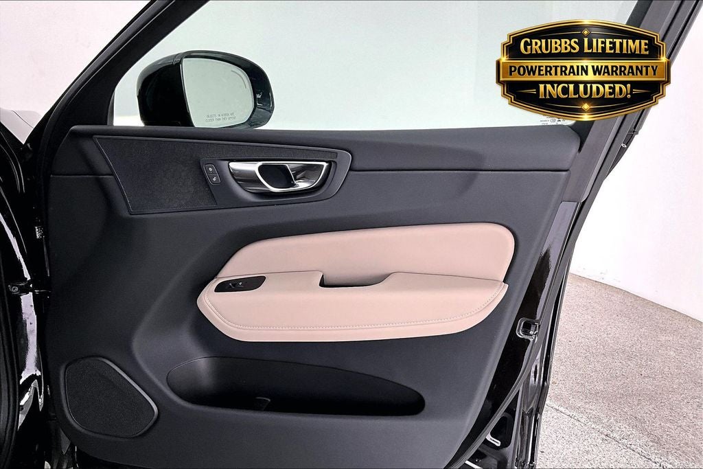 2026 Volvo XC60 B5 Core
