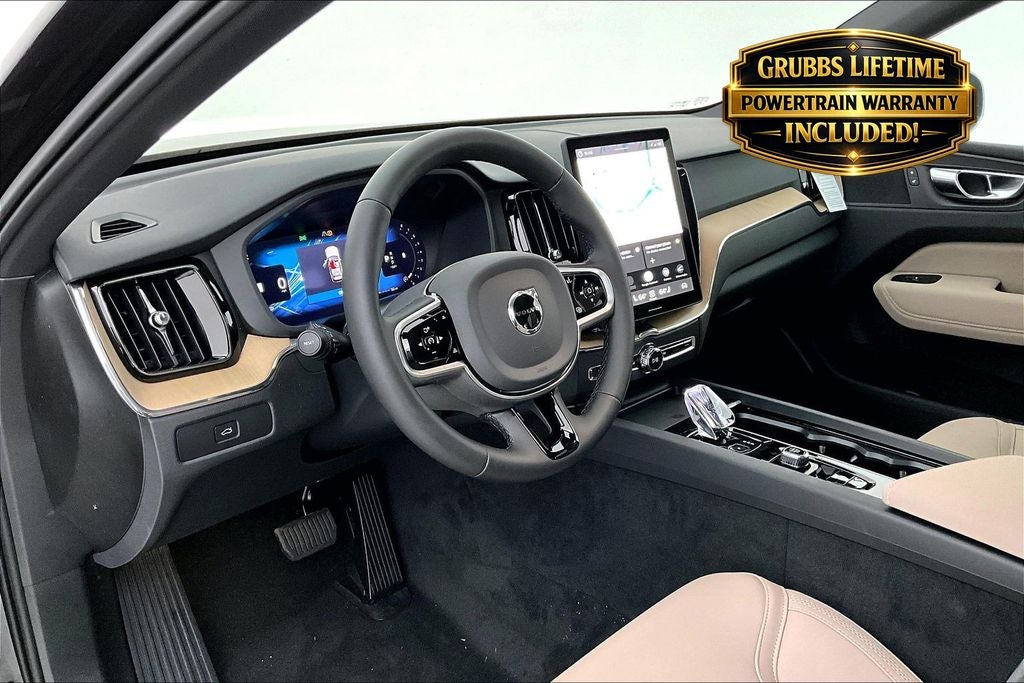 2026 Volvo XC60 B5 Core