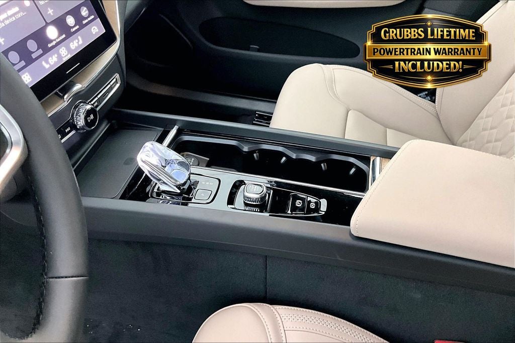 2026 Volvo XC60 B5 Core
