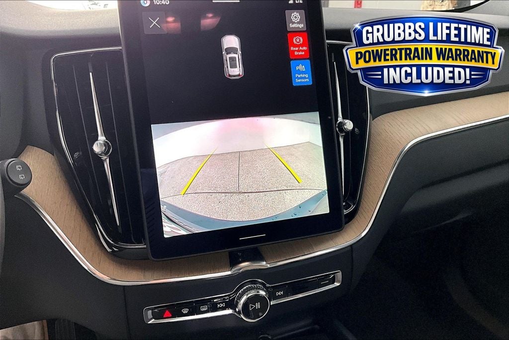 2026 Volvo XC60 B5 Core