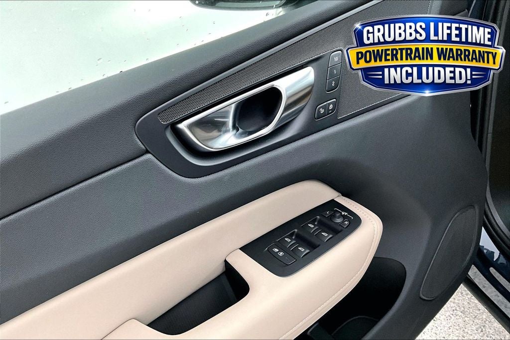 2026 Volvo XC60 B5 Core