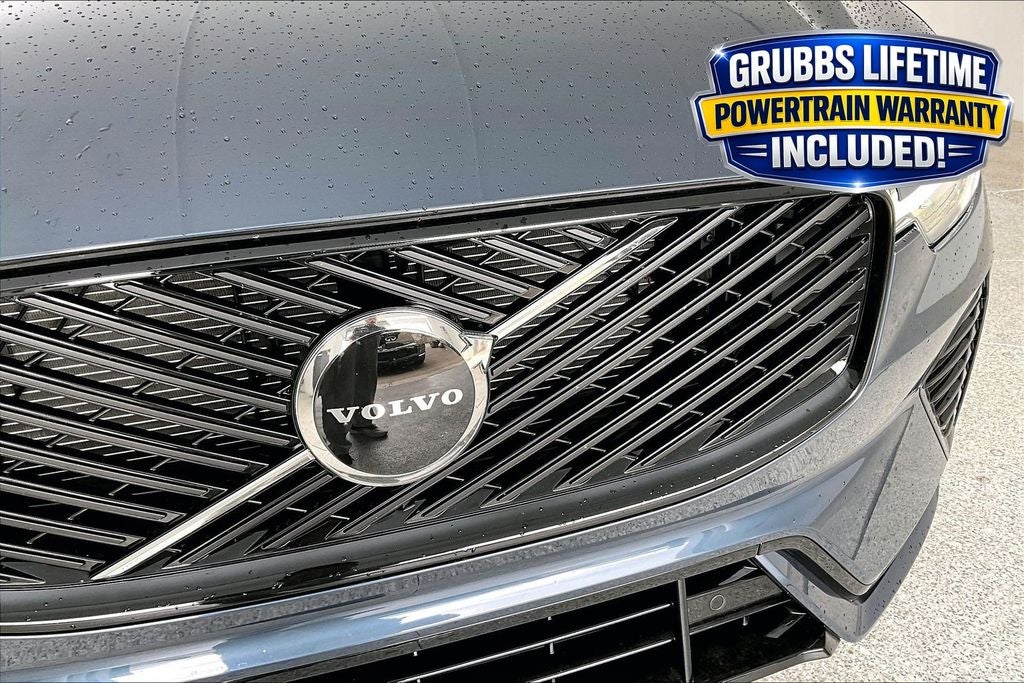 2026 Volvo XC60 B5 Core