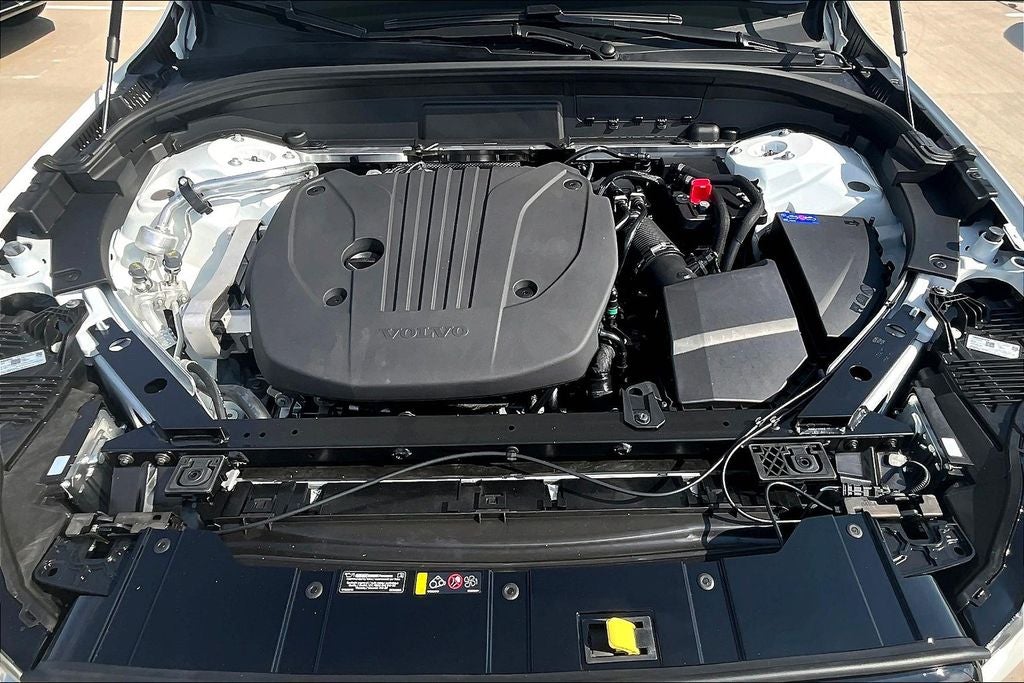 2026 Volvo XC60 B5 Core