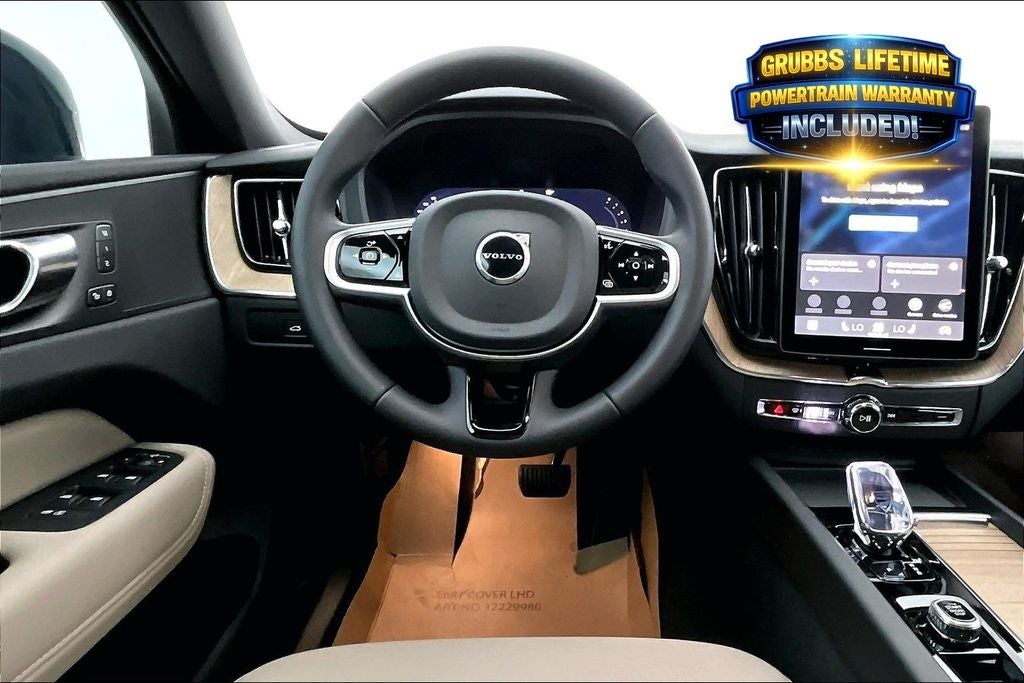 2026 Volvo XC60 B5 Core