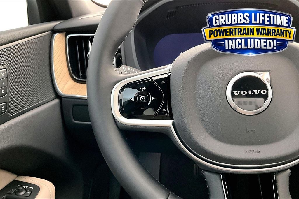 2026 Volvo XC60 B5 Core