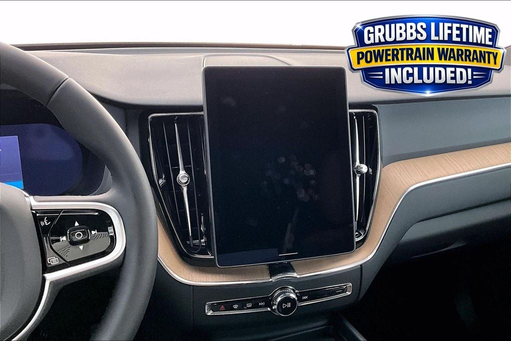 2026 Volvo XC60 B5 Core