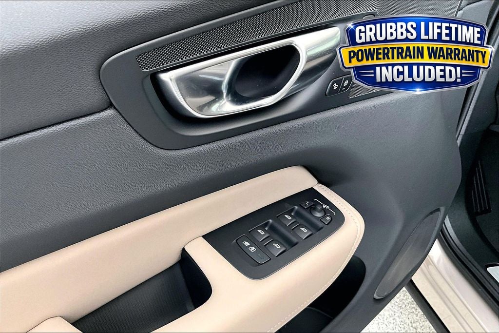 2026 Volvo XC60 B5 Core