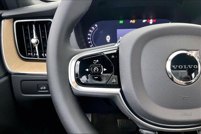 2026 Volvo XC60 B5 Core