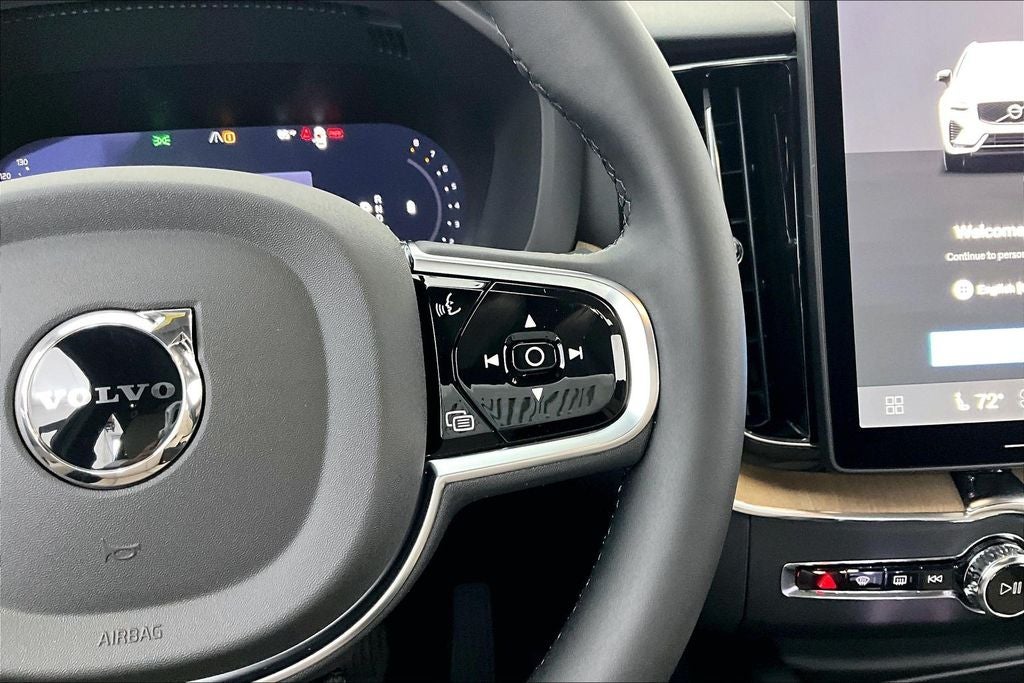 2026 Volvo XC60 B5 Core