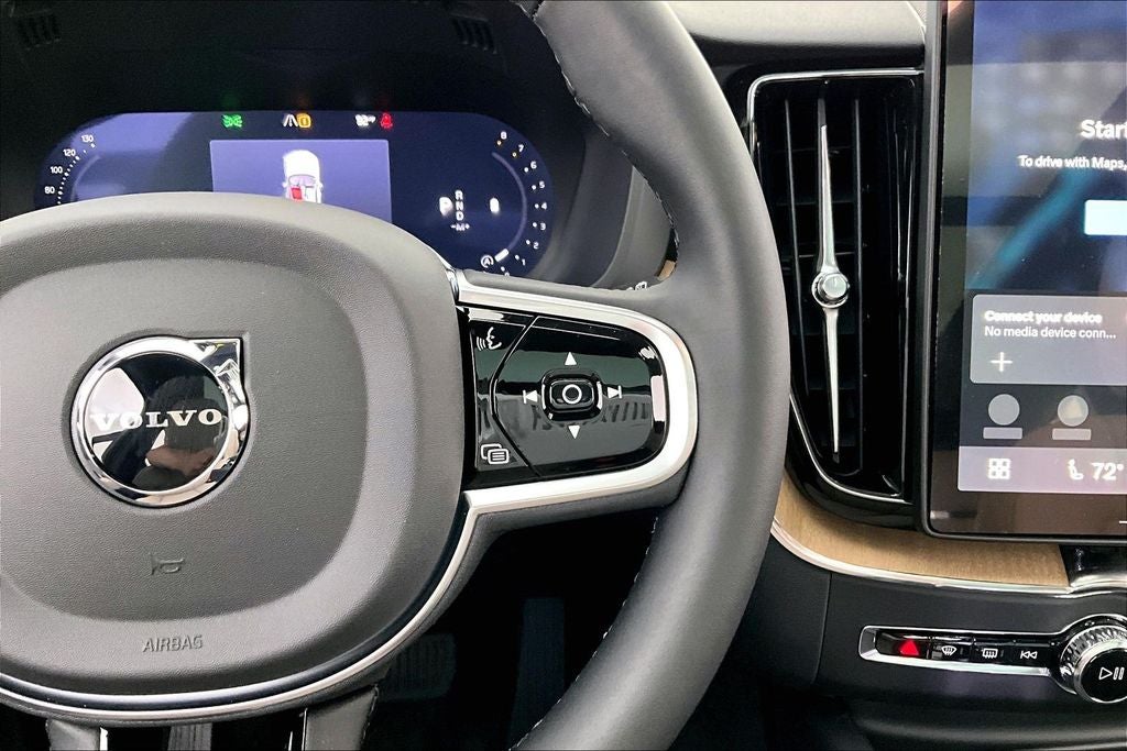 2026 Volvo XC60 B5 Core