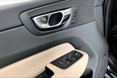 2026 Volvo XC60 B5 Core