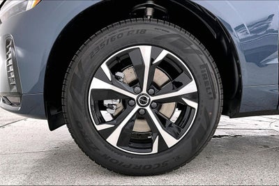 2026 Volvo XC60 B5 Core