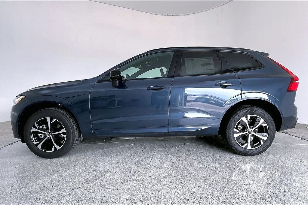 2026 Volvo XC60 B5 Core