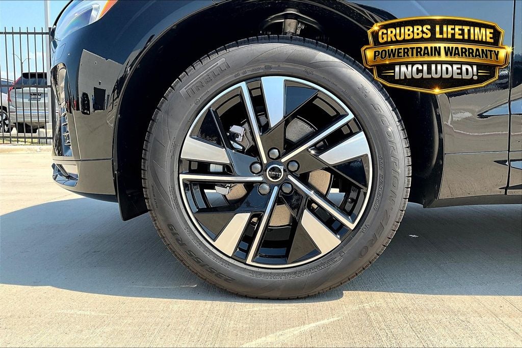 2026 Volvo XC60 B5 Core