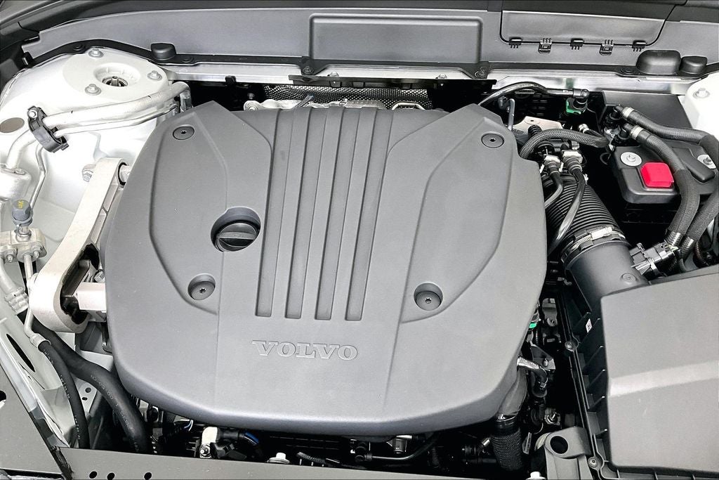 2026 Volvo XC60 B5 Core