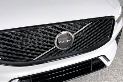 2026 Volvo XC60 B5 Core