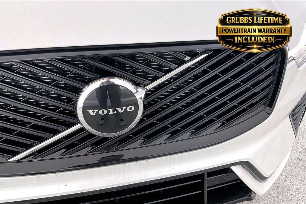 2026 Volvo XC60 B5 Core