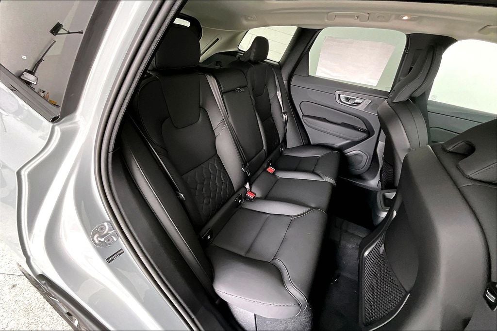 2026 Volvo XC60 B5 Core