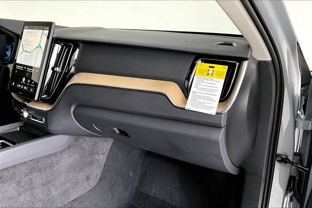 2026 Volvo XC60 B5 Core