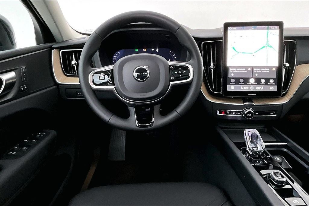 2026 Volvo XC60 B5 Core