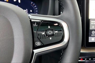 2026 Volvo XC60 B5 Core