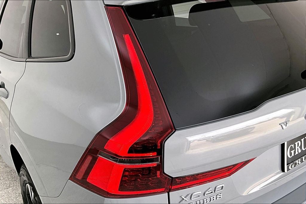 2026 Volvo XC60 B5 Core