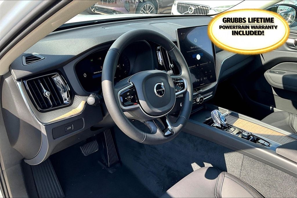 2026 Volvo XC60 B5 Core