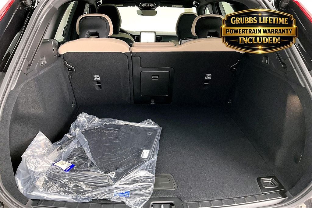 2026 Volvo XC60 B5 Core