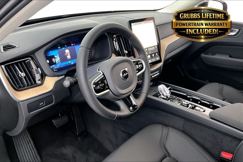 2026 Volvo XC60 B5 Core