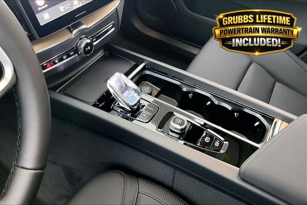 2026 Volvo XC60 B5 Core