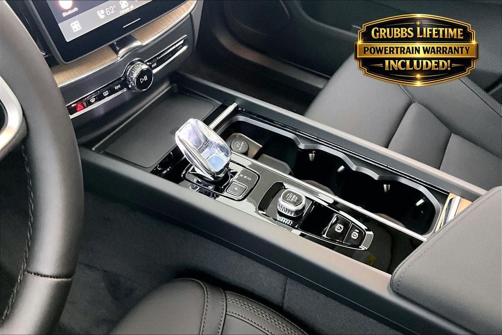 2026 Volvo XC60 B5 Core