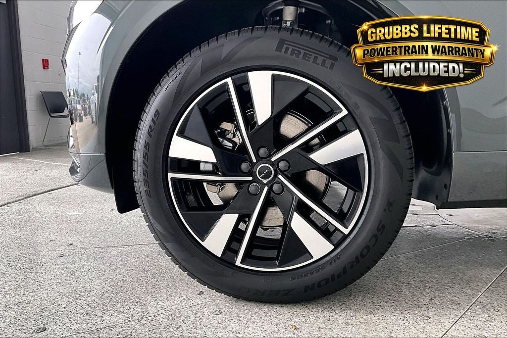 2026 Volvo XC60 B5 Core