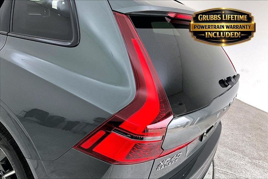 2026 Volvo XC60 B5 Core