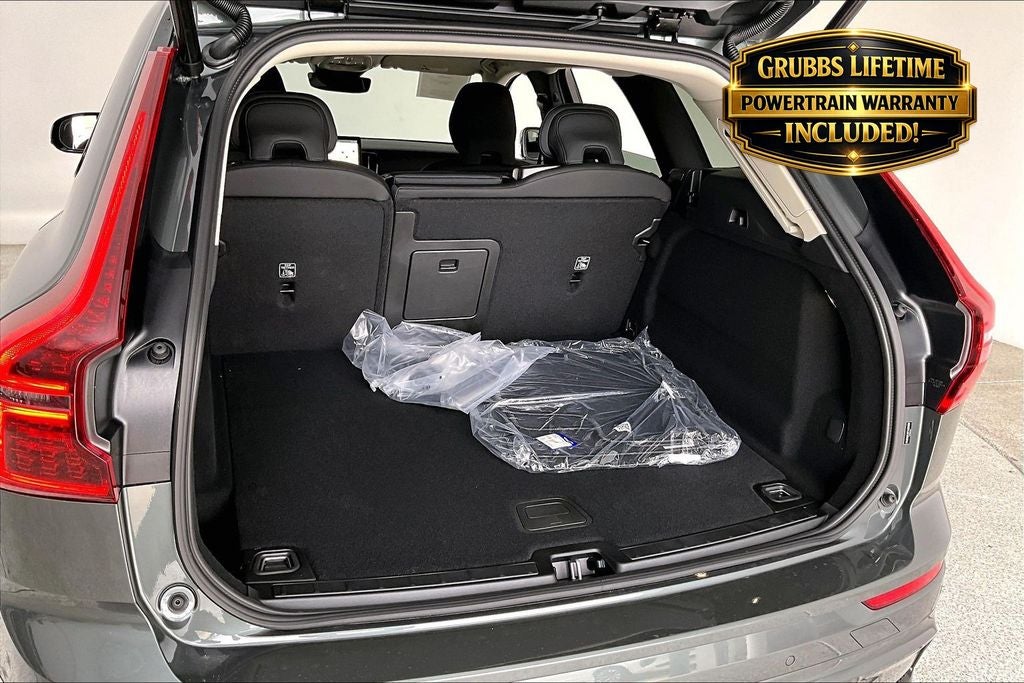 2026 Volvo XC60 B5 Core