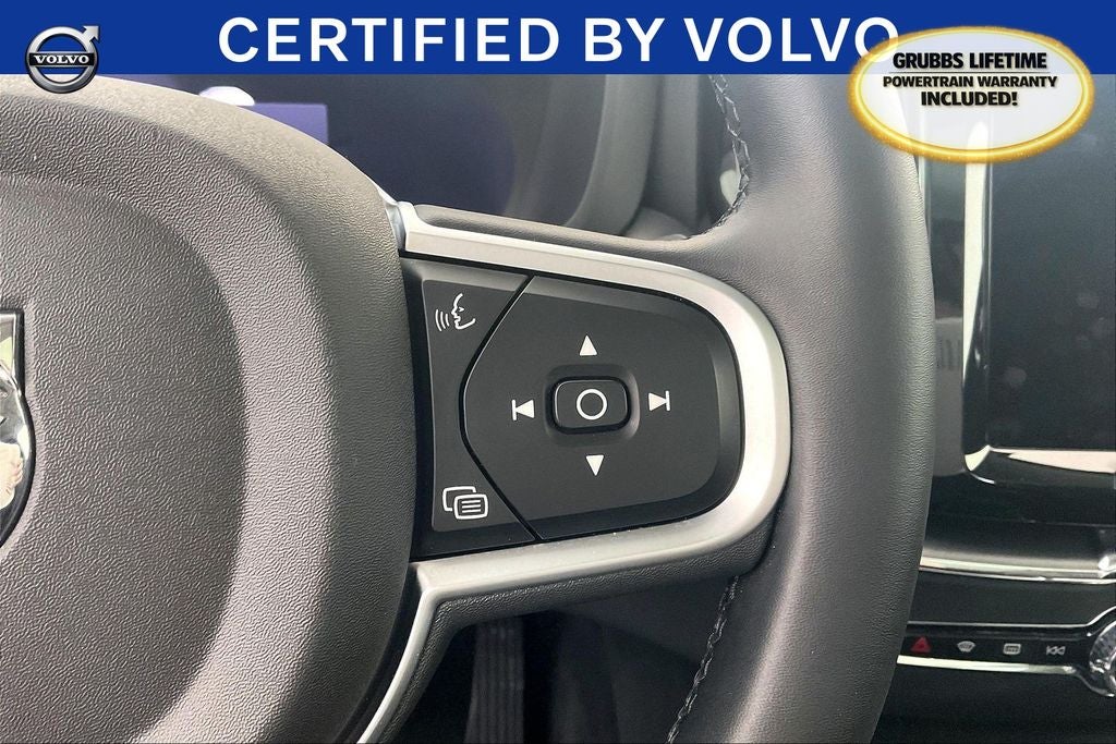 2025 Volvo XC60 B5 Core