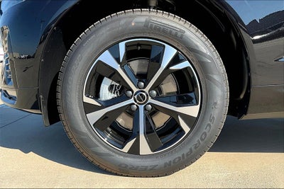 2026 Volvo XC60 B5 Core