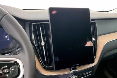 2026 Volvo XC60 B5 Core