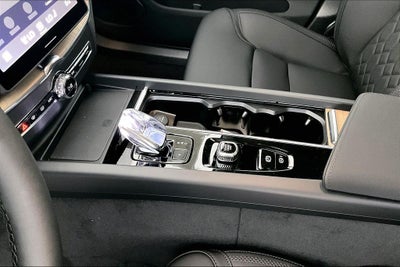 2026 Volvo XC60 B5 Core