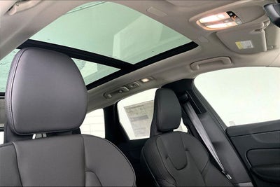2026 Volvo XC60 B5 Core