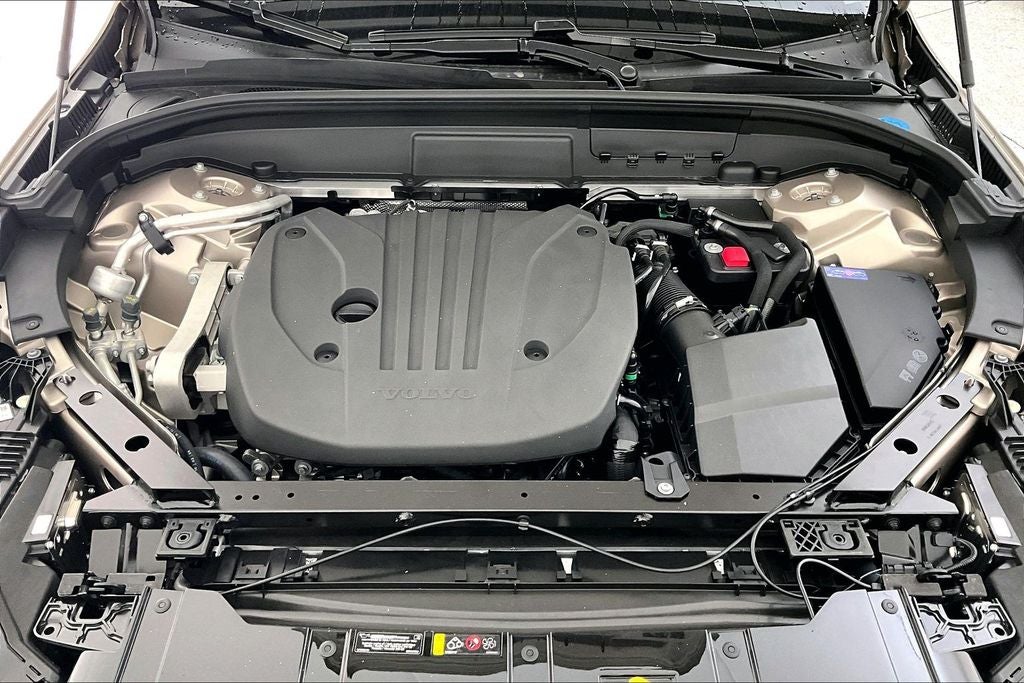 2026 Volvo XC60 B5 Core