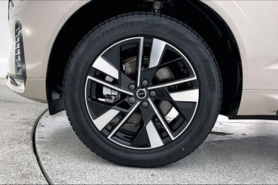 2026 Volvo XC60 B5 Core